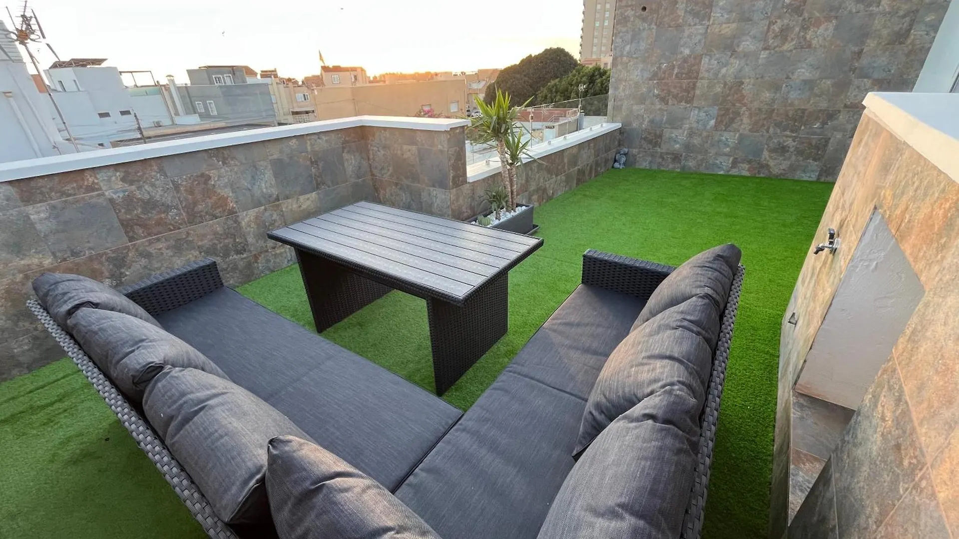 Quinto Pino Playa Apartment El Jaul 0*,  Spain